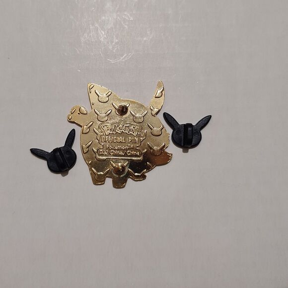 Pokemon TCG Lechonk Enamel Pin Official Nintendo Lapel Badge Brooch Figure - Picture 3 of 3